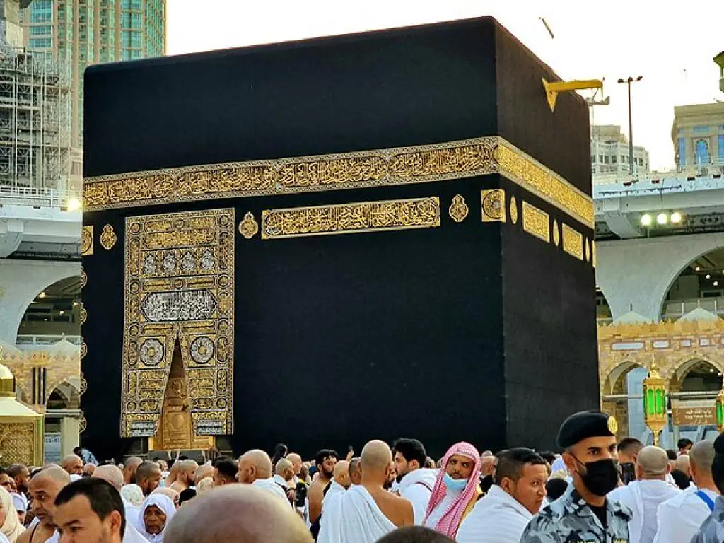 Umrah 4 Desember 9 Hari (Sv-kereta Cepat)