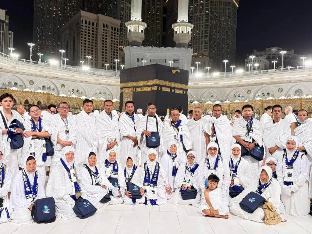 Umrah Konsorsium Akhir Tahun 2026 - Oman Air - 28 Desember 2026 - Plus City Tour Muscat - 28 Desember 2026